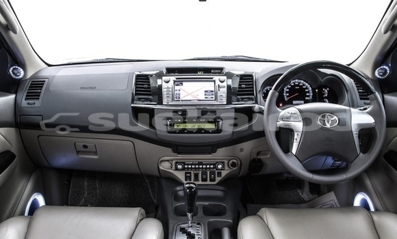 ซื้อ รถมือสอง Toyota Fortuner สีดำ รถยนต์ ใน %{เมือง} ใน กรุงเทพมหานคร ซื้อ รถมือสอง Toyota Fortuner สีดำ รถยนต์ ใน %{เมือง} ใน กรุงเทพมหานคร