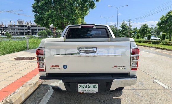 ซื้อ รถมือสอง Isuzu D-Max ขาว รถยนต์ ใน %{เมือง} ใน กรุงเทพมหานคร ซื้อ รถมือสอง Isuzu D-Max ขาว รถยนต์ ใน %{เมือง} ใน กรุงเทพมหานคร