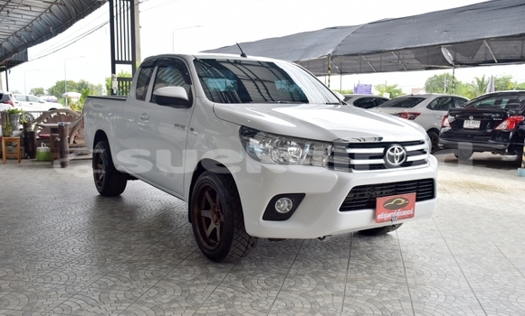 ซื้อ รถมือสอง Toyota Hiluxe Revo ขาว รถยนต์ ใน %{เมือง} ใน ยโสธร ซื้อ รถมือสอง Toyota Hiluxe Revo ขาว รถยนต์ ใน %{เมือง} ใน ยโสธร