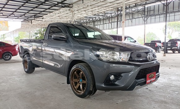 Buy Used Toyota Hiluxe Revo Other Car in Yasothon in Yasothon Buy Used Toyota Hiluxe Revo Other Car in Yasothon in Yasothon
