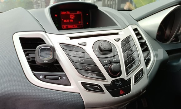 ซื้อ รถมือสอง Ford Fiesta สีน้ำเงิน รถยนต์ ใน %{เมือง} ใน ยโสธร ซื้อ รถมือสอง Ford Fiesta สีน้ำเงิน รถยนต์ ใน %{เมือง} ใน ยโสธร