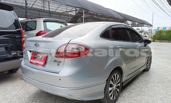 ซื้อ รถมือสอง Ford Fiesta สีน้ำเงิน รถยนต์ ใน %{เมือง} ใน ยโสธร ซื้อ รถมือสอง Ford Fiesta สีน้ำเงิน รถยนต์ ใน %{เมือง} ใน ยโสธร