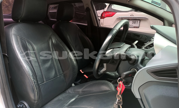 ซื้อ รถมือสอง Ford Fiesta สีน้ำเงิน รถยนต์ ใน %{เมือง} ใน ยโสธร ซื้อ รถมือสอง Ford Fiesta สีน้ำเงิน รถยนต์ ใน %{เมือง} ใน ยโสธร