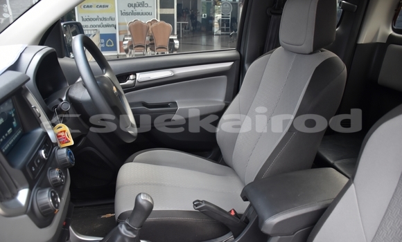 Buy Used Chevrolet Colorado Blue Car in Yasothon in Yasothon Buy Used Chevrolet Colorado Blue Car in Yasothon in Yasothon