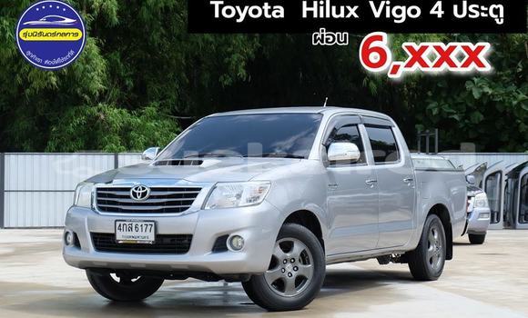 ซื้อ รถมือสอง Toyota Hiluxe VIGO อื่น ๆ รถยนต์ ใน %{เมือง} ใน กรุงเทพมหานคร