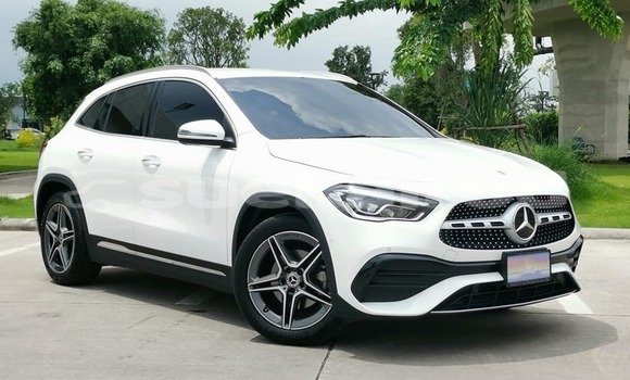 ซื้อ รถมือสอง Mercedes-Benz GLA-klasse AMG ขาว รถยนต์ ใน %{เมือง} ใน กรุงเทพมหานคร ซื้อ รถมือสอง Mercedes-Benz GLA-klasse AMG ขาว รถยนต์ ใน %{เมือง} ใน กรุงเทพมหานคร