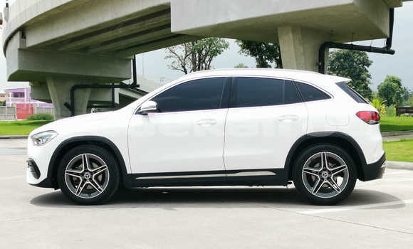 Buy Used Mercedes-Benz GLA-klasse AMG White Car in Bangkok in Bangkok Buy Used Mercedes-Benz GLA-klasse AMG White Car in Bangkok in Bangkok