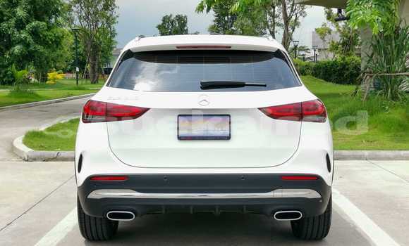 Buy Used Mercedes-Benz GLA-klasse AMG White Car in Bangkok in Bangkok Buy Used Mercedes-Benz GLA-klasse AMG White Car in Bangkok in Bangkok