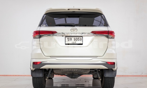 Buy Used Toyota Fortuner White Car in Bangkok in Bangkok Buy Used Toyota Fortuner White Car in Bangkok in Bangkok