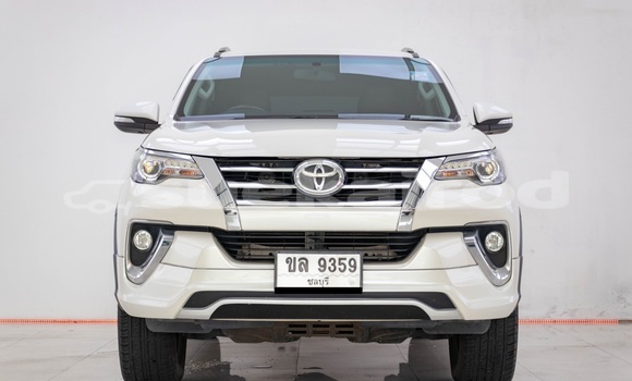 Buy Used Toyota Fortuner White Car in Bangkok in Bangkok Buy Used Toyota Fortuner White Car in Bangkok in Bangkok