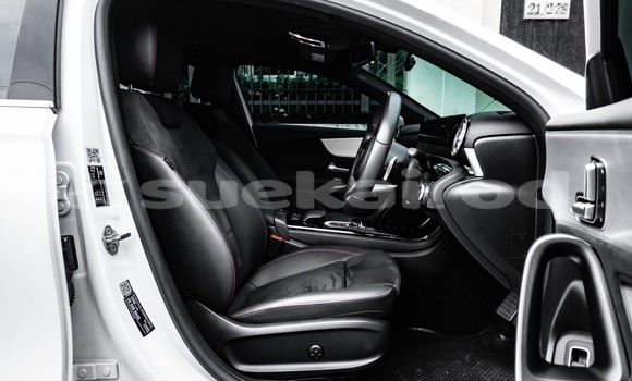 ซื้อ รถมือสอง Mercedes-Benz A200 ขาว รถยนต์ ใน %{เมือง} ใน กรุงเทพมหานคร ซื้อ รถมือสอง Mercedes-Benz A200 ขาว รถยนต์ ใน %{เมือง} ใน กรุงเทพมหานคร