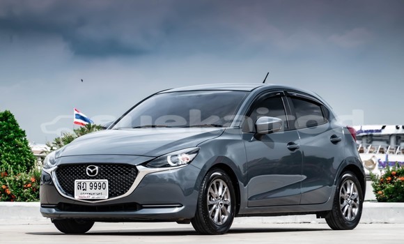 ซื้อ รถมือสอง Mazda 2 อื่น ๆ รถยนต์ ใน %{เมือง} ใน กรุงเทพมหานคร
