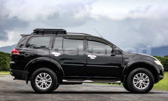 Buy Used Mitsubishi Pajero Sport Black Car in Chiang Mai in Chiang Mai Buy Used Mitsubishi Pajero Sport Black Car in Chiang Mai in Chiang Mai