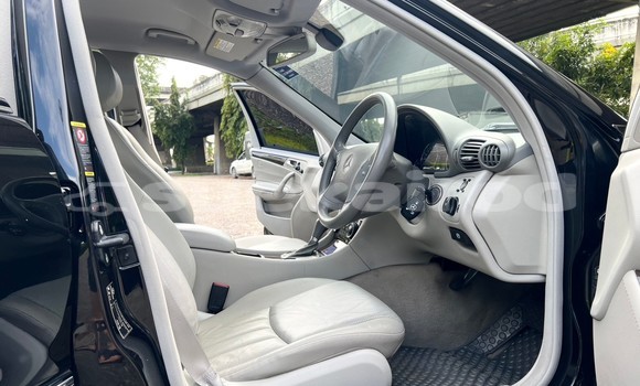 ซื้อ รถมือสอง Mercedes-Benz C180 coupe สีดำ รถยนต์ ใน %{เมือง} ใน กรุงเทพมหานคร ซื้อ รถมือสอง Mercedes-Benz C180 coupe สีดำ รถยนต์ ใน %{เมือง} ใน กรุงเทพมหานคร