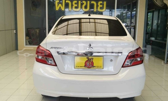 ซื้อ รถมือสอง Mitsubishi Attrage ขาว รถยนต์ ใน %{เมือง} ใน กรุงเทพมหานคร ซื้อ รถมือสอง Mitsubishi Attrage ขาว รถยนต์ ใน %{เมือง} ใน กรุงเทพมหานคร