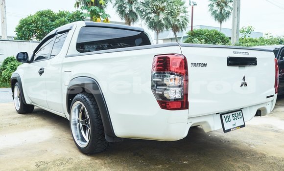 Buy Used Mitsubishi Triton White Car in Bangkok in Bangkok Buy Used Mitsubishi Triton White Car in Bangkok in Bangkok