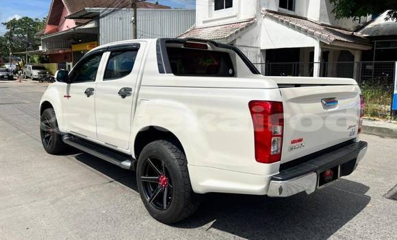 ซื้อ รถมือสอง Isuzu D-Max ขาว รถยนต์ ใน %{เมือง} ใน สงขลา ซื้อ รถมือสอง Isuzu D-Max ขาว รถยนต์ ใน %{เมือง} ใน สงขลา