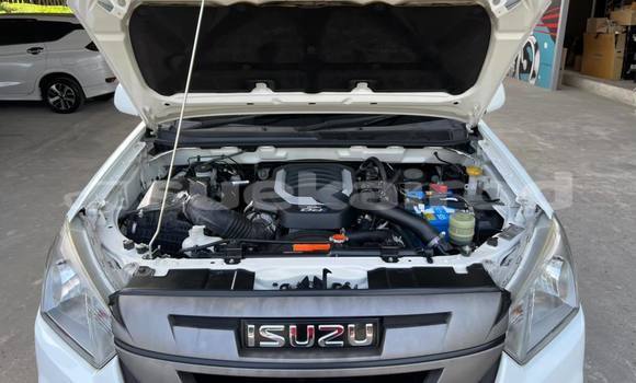 ซื้อ รถมือสอง Isuzu D-Max ขาว รถยนต์ ใน %{เมือง} ใน สงขลา ซื้อ รถมือสอง Isuzu D-Max ขาว รถยนต์ ใน %{เมือง} ใน สงขลา