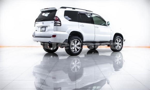 Buy Used Toyota Land Cruiser Prado White Car in Bangkok in Bangkok Buy Used Toyota Land Cruiser Prado White Car in Bangkok in Bangkok