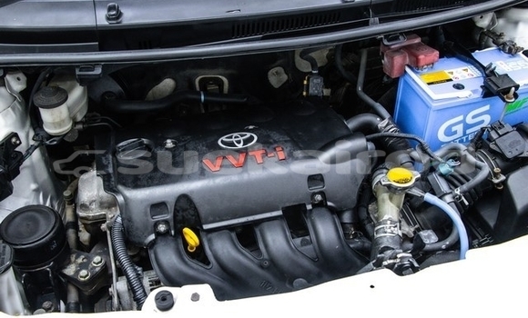 Buy Used Toyota Yaris White Car in Bangkok in Bangkok Buy Used Toyota Yaris White Car in Bangkok in Bangkok