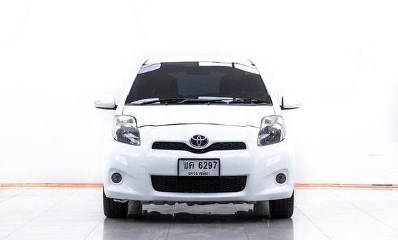 Buy Used Toyota Yaris White Car in Bangkok in Bangkok Buy Used Toyota Yaris White Car in Bangkok in Bangkok