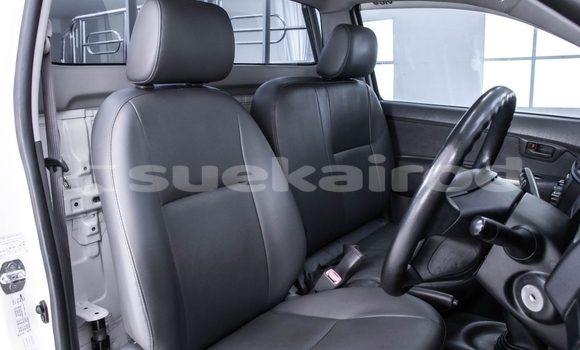 Buy Used Toyota Hiluxe VIGO White Car in Bangkok in Bangkok Buy Used Toyota Hiluxe VIGO White Car in Bangkok in Bangkok