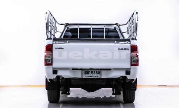 Buy Used Toyota Hiluxe VIGO White Car in Bangkok in Bangkok Buy Used Toyota Hiluxe VIGO White Car in Bangkok in Bangkok