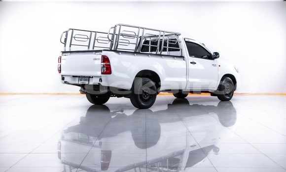 Buy Used Toyota Hiluxe VIGO White Car in Bangkok in Bangkok Buy Used Toyota Hiluxe VIGO White Car in Bangkok in Bangkok