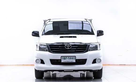 Buy Used Toyota Hiluxe VIGO White Car in Bangkok in Bangkok Buy Used Toyota Hiluxe VIGO White Car in Bangkok in Bangkok