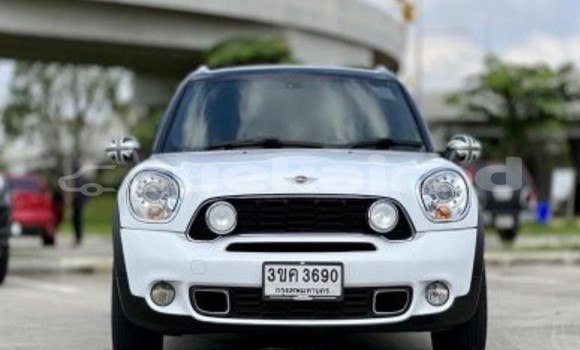 Buy Used MINI Countryman White Car in Bangkok in Bangkok Buy Used MINI Countryman White Car in Bangkok in Bangkok