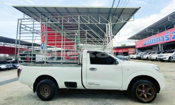 Buy Used Nissan Navara White Car in Bangkok in Bangkok Buy Used Nissan Navara White Car in Bangkok in Bangkok