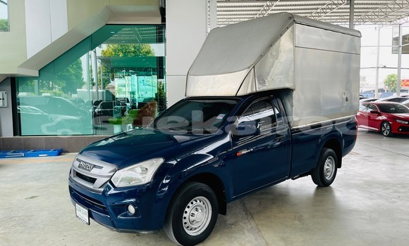 ซื้อ รถมือสอง Isuzu D–MAX สีน้ำเงิน รถยนต์ ใน %{เมือง} ใน กรุงเทพมหานคร