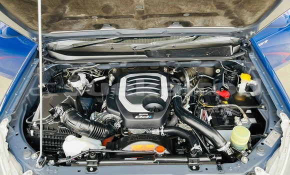 Buy Used Isuzu D–MAX Blue Car in Bangkok in Bangkok Buy Used Isuzu D–MAX Blue Car in Bangkok in Bangkok