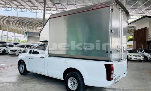 ซื้อ รถมือสอง Isuzu D–MAX ขาว รถยนต์ ใน %{เมือง} ใน กรุงเทพมหานคร ซื้อ รถมือสอง Isuzu D–MAX ขาว รถยนต์ ใน %{เมือง} ใน กรุงเทพมหานคร