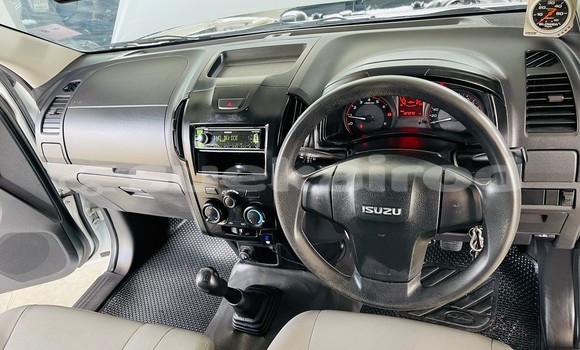 ซื้อ รถมือสอง Isuzu D–MAX ขาว รถยนต์ ใน %{เมือง} ใน กรุงเทพมหานคร ซื้อ รถมือสอง Isuzu D–MAX ขาว รถยนต์ ใน %{เมือง} ใน กรุงเทพมหานคร