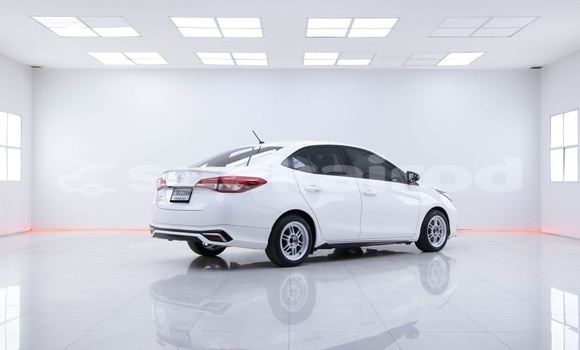 Buy Used Toyota Yaris White Car in Bangkok in Bangkok Buy Used Toyota Yaris White Car in Bangkok in Bangkok