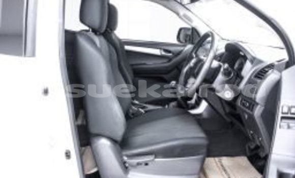 Buy Used Isuzu D-Max White Car in Bangkok in Bangkok Buy Used Isuzu D-Max White Car in Bangkok in Bangkok