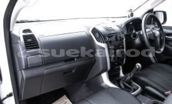 Buy Used Isuzu D-Max White Car in Bangkok in Bangkok Buy Used Isuzu D-Max White Car in Bangkok in Bangkok
