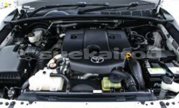 Buy Used Toyota Hiluxe Revo White Car in Bangkok in Bangkok Buy Used Toyota Hiluxe Revo White Car in Bangkok in Bangkok