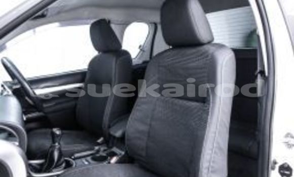 Buy Used Toyota Hiluxe Revo White Car in Bangkok in Bangkok Buy Used Toyota Hiluxe Revo White Car in Bangkok in Bangkok