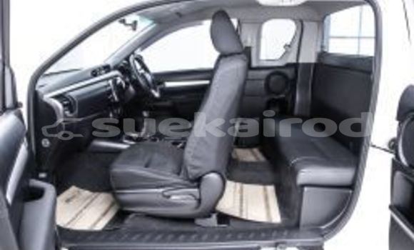 Buy Used Toyota Hiluxe Revo White Car in Bangkok in Bangkok Buy Used Toyota Hiluxe Revo White Car in Bangkok in Bangkok