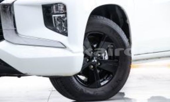 Buy Used Mitsubishi Triton White Car in Bangkok in Bangkok Buy Used Mitsubishi Triton White Car in Bangkok in Bangkok