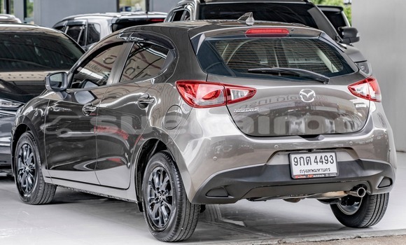 ซื้อ รถมือสอง Mazda 2 สีน้ำตาล รถยนต์ ใน %{เมือง} ใน กรุงเทพมหานคร ซื้อ รถมือสอง Mazda 2 สีน้ำตาล รถยนต์ ใน %{เมือง} ใน กรุงเทพมหานคร