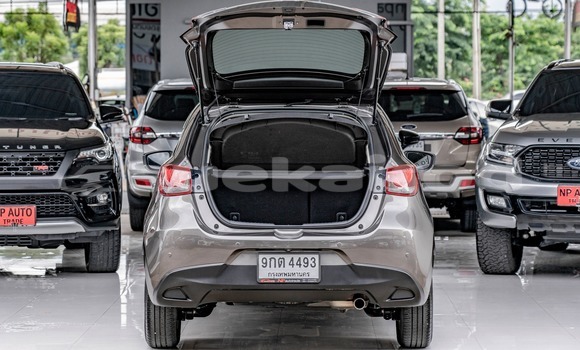 ซื้อ รถมือสอง Mazda 2 สีน้ำตาล รถยนต์ ใน %{เมือง} ใน กรุงเทพมหานคร ซื้อ รถมือสอง Mazda 2 สีน้ำตาล รถยนต์ ใน %{เมือง} ใน กรุงเทพมหานคร