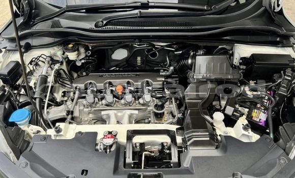 Buy Used Honda HR-V White Car in Bangkok in Bangkok Buy Used Honda HR-V White Car in Bangkok in Bangkok