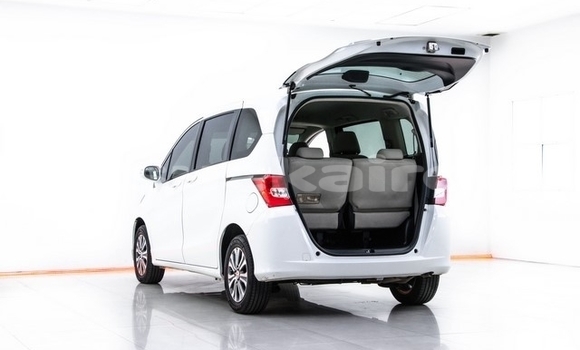 Buy Used Honda Freed White Car in Bangkok in Bangkok Buy Used Honda Freed White Car in Bangkok in Bangkok