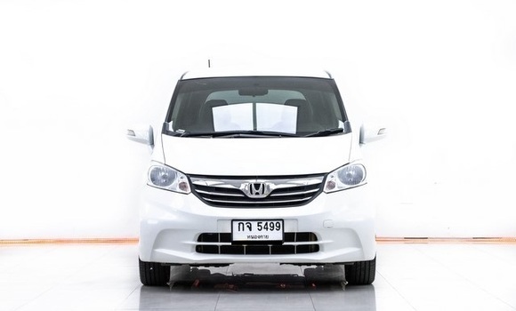 Buy Used Honda Freed White Car in Bangkok in Bangkok Buy Used Honda Freed White Car in Bangkok in Bangkok