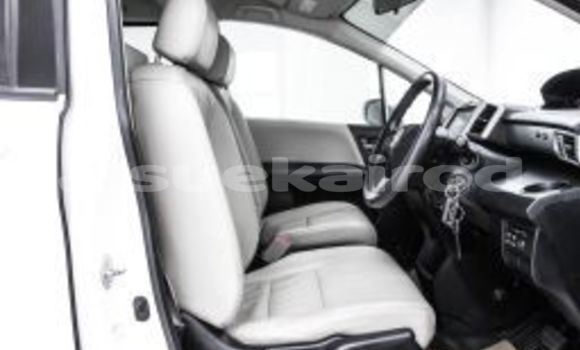 Buy Used Honda Freed White Car in Bangkok in Bangkok Buy Used Honda Freed White Car in Bangkok in Bangkok
