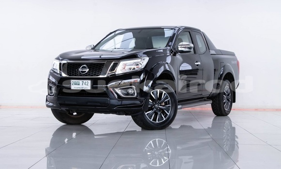 ซื้อ รถมือสอง Nissan NP 300 สีดำ รถยนต์ ใน %{เมือง} ใน กรุงเทพมหานคร