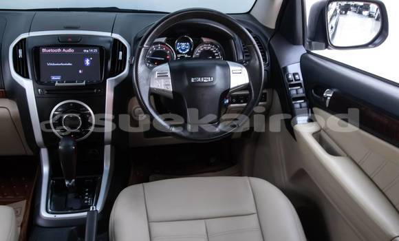 Buy Used Isuzu MU-7 Other Car in Bangkok in Bangkok Buy Used Isuzu MU-7 Other Car in Bangkok in Bangkok
